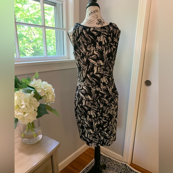 NWT Ann Taylor Sleeveless Dress 8P - Picture 2 of 5